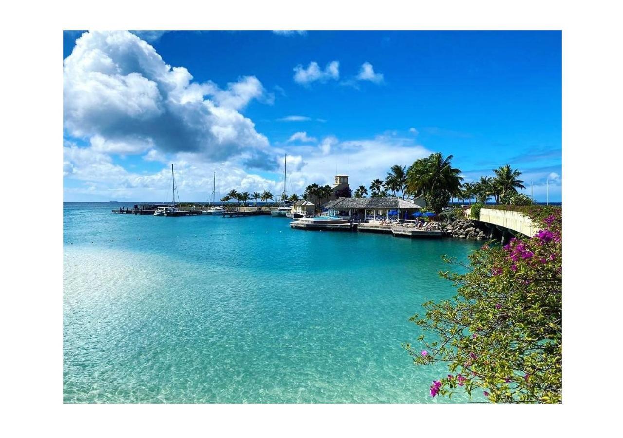 Port St. Charles Hotel Saint Peter Bagian luar foto