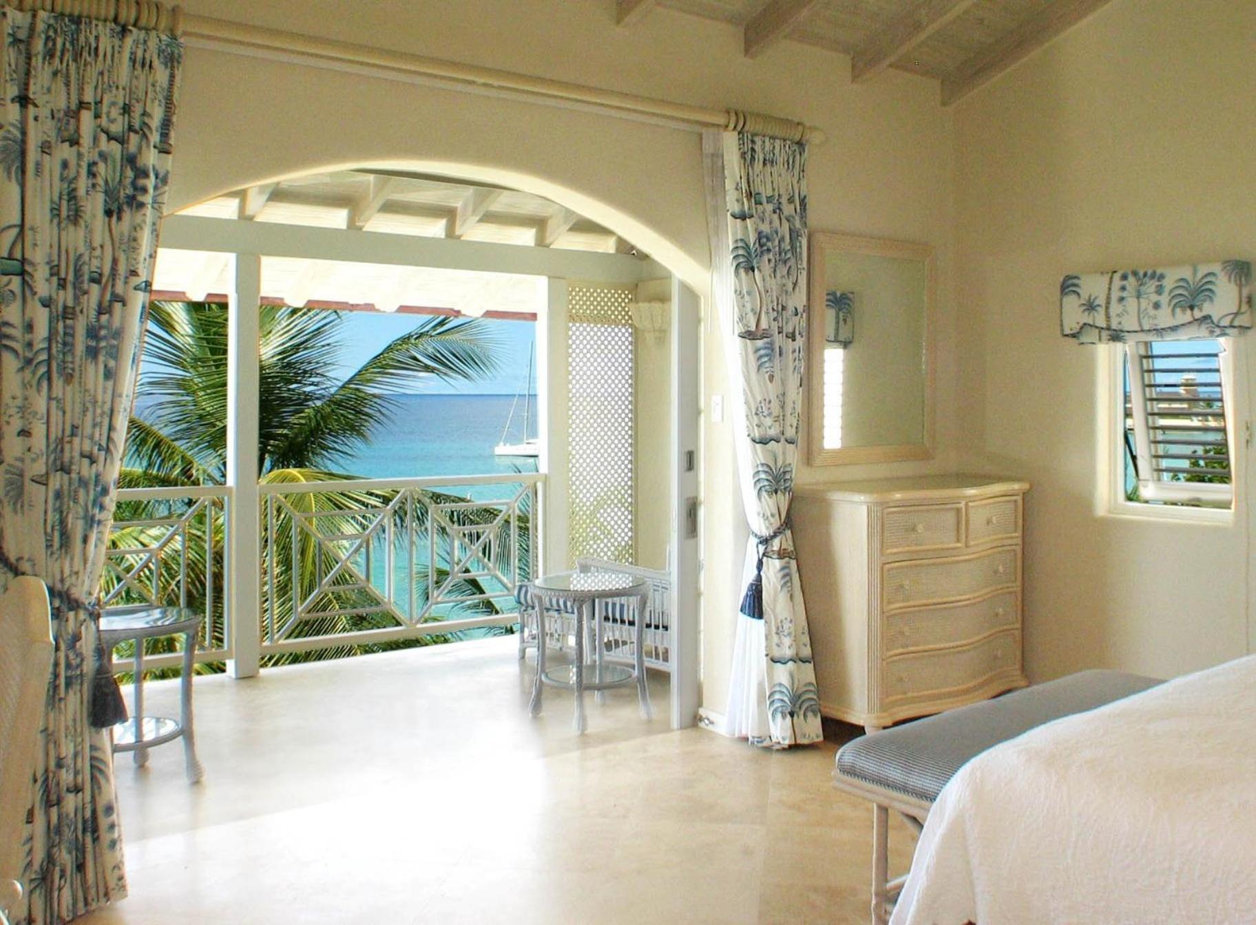 Port St. Charles Hotel Saint Peter Bagian luar foto