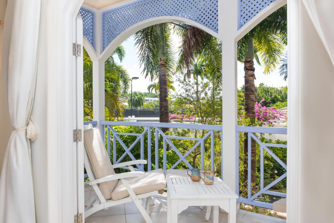 Port St. Charles Hotel Saint Peter Bagian luar foto