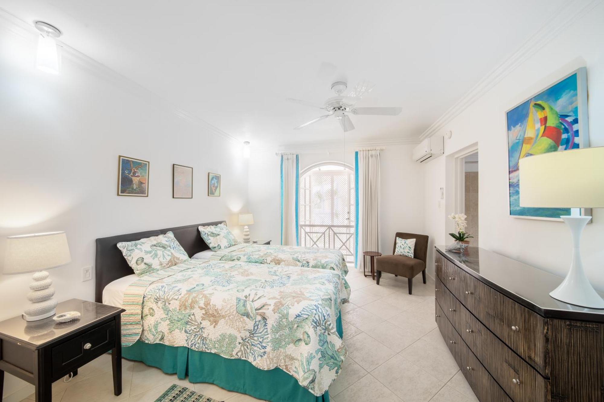 Port St. Charles Hotel Saint Peter Bagian luar foto