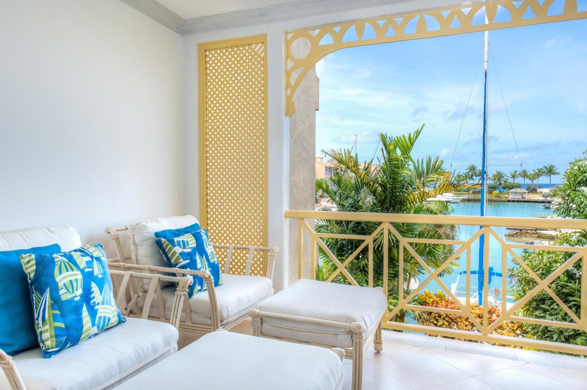 Port St. Charles Hotel Saint Peter Bagian luar foto